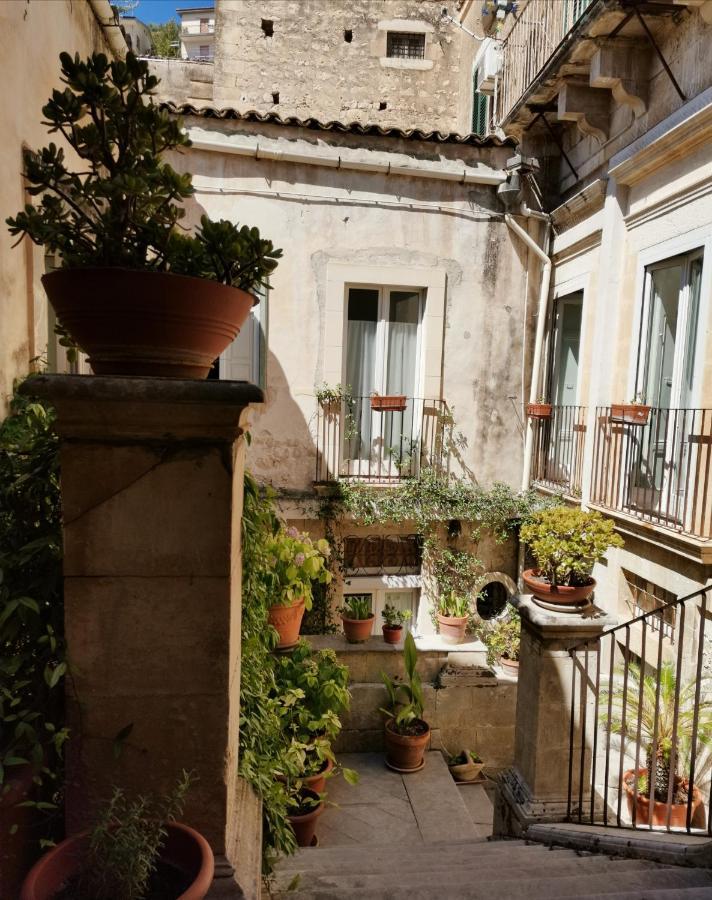 Palazzo Il Cavaliere B&B De Charme Modica Eksteriør bilde