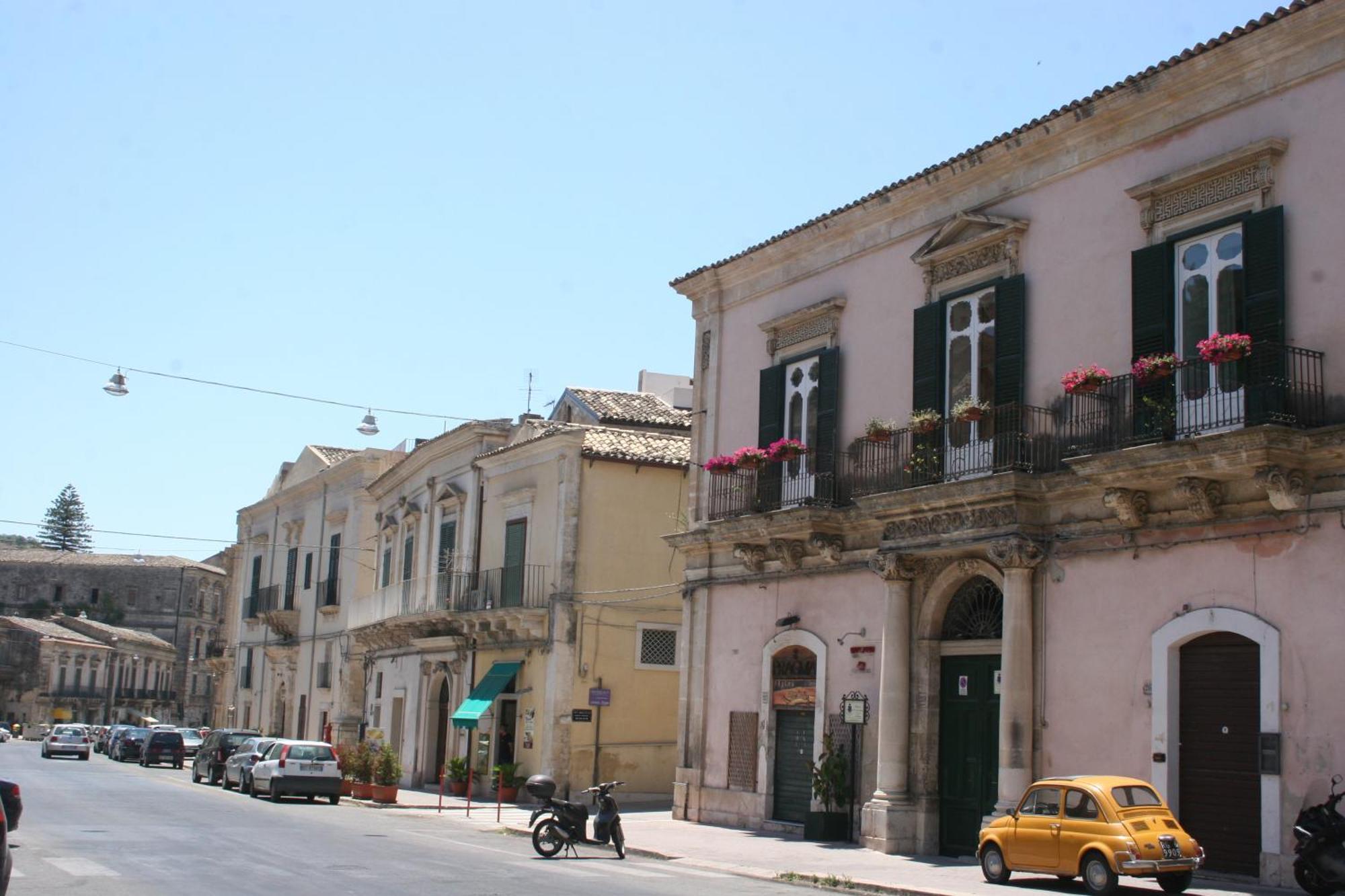 Palazzo Il Cavaliere B&B De Charme Modica Eksteriør bilde