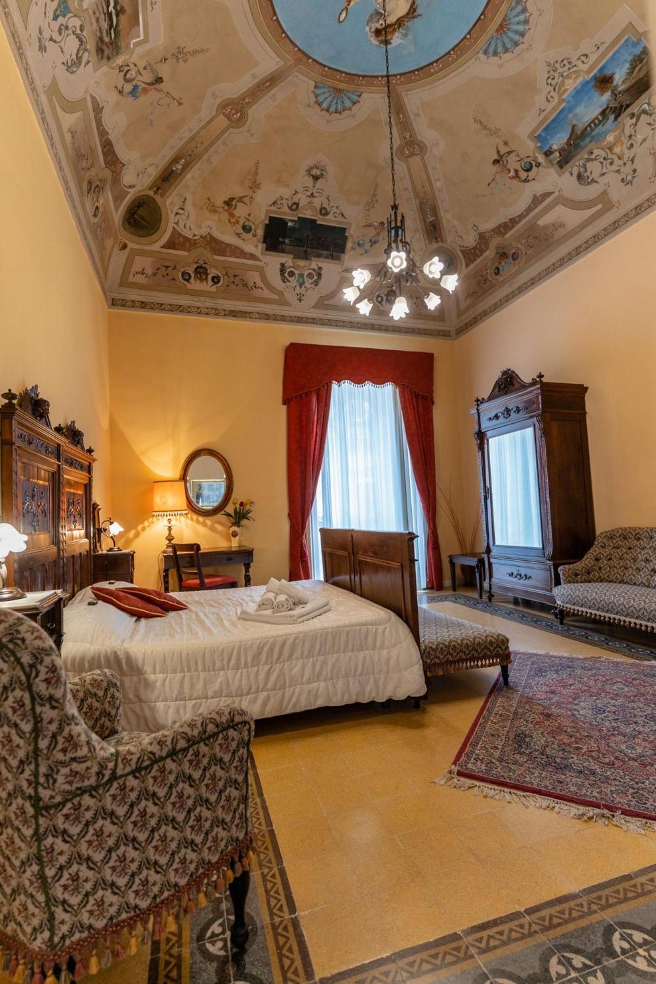Palazzo Il Cavaliere B&B De Charme Modica Rom bilde