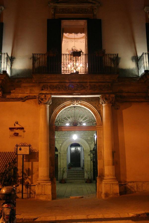 Palazzo Il Cavaliere B&B De Charme Modica Eksteriør bilde